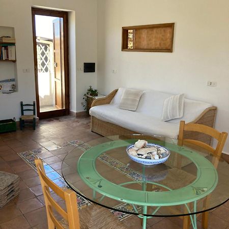 Appartamento Vista Mare - Amazing Sea View Apartment Stintino Eksteriør bilde